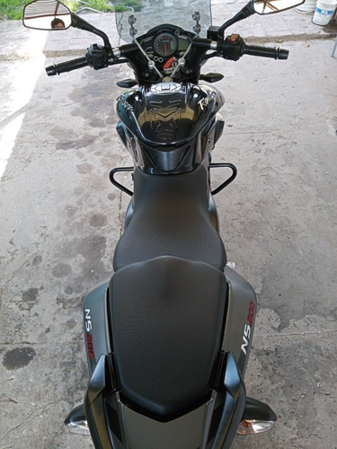 Imagen 14 de 15 de Bajaj Rouser Ns200