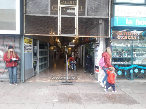 Venta Local Comercial Centro - 18 De Julio 1385 Local 002
