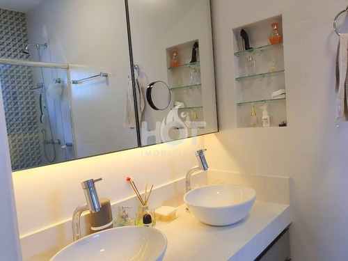 Imagem 25 de 30 de Vende-se Belíssimo Imóvel Individual - 2351