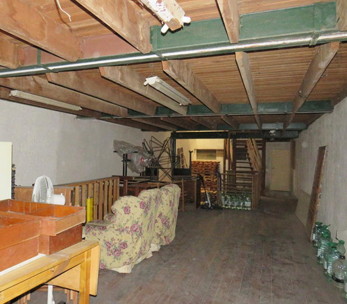 Venta Excelente Casa De 6 Dormitorios Y Dos Edificios Comerciales Centro. Dos Padrones