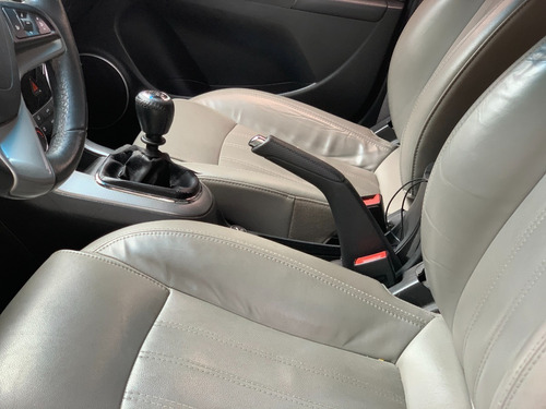 Chevrolet Cruze 1.8 Ltz Mt 5p