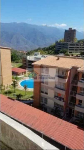 Vendo Apartamento 68.20m2 2h÷s/2b/1p Miravila 7014