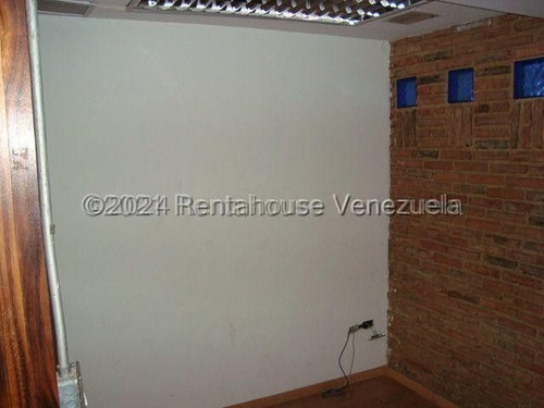 Deposito Galpon Con Oficinas En Chacao Cerca Del Sambil