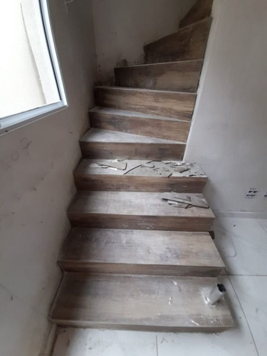 Imagem 13 de 18 de Sobrado Com Quintal Em Condomínio 2 Dormitórios À Venda, 60 M² Por R$ 240.000 - Mirim - Praia Grande/sp - So0431