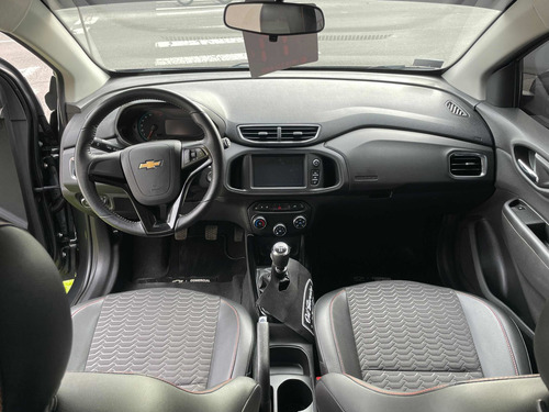 Imagen 10 de 15 de Chevrolet Onix 1.4 Ltz 98cv 2017
