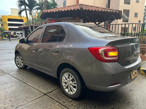 Renault Logan 2021