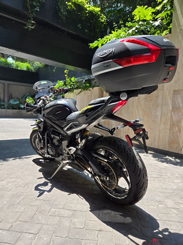 Triumph Street Triple Rs 765