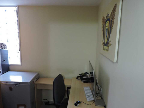 Imagen 17 de 19 de Venta De Apartamento En Montalbán Ii: