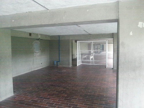 Cómodo Y Bello Apartamento En Venta Ubicado En El Marques 23-24824