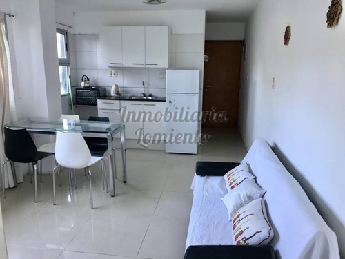 Alquiler Temporada Apartamento 1 Dormitorio Zona Roosevelt- Ref: 55