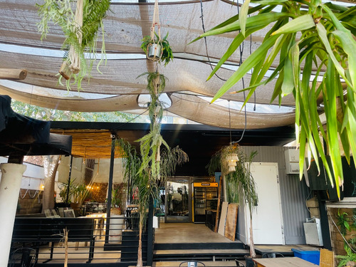 Local C/patente Restaurante . Frente A Boulevar Gastronómico