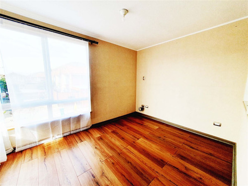 Casa En Venta 3d 3b + E Sta Barbara Noss / San Bernardo