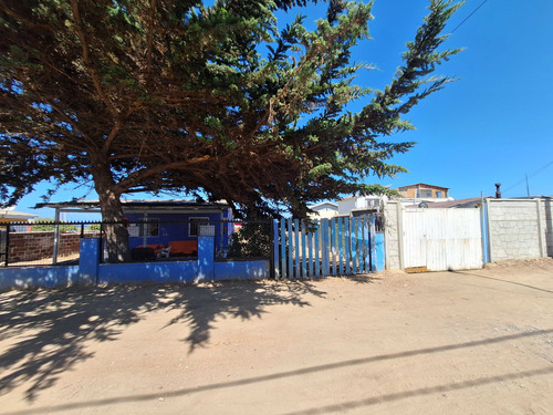 Venta Casa Pasos Playa, 3d 1b (78594)