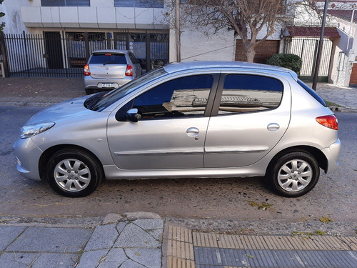 Peugeot 207 Compact