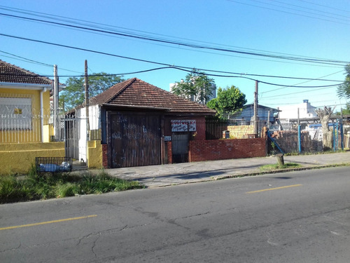Casa Em São José Com 3 Dormitórios - Pj4027
