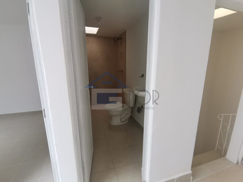 Esta Es Tu Oportunidad Excelente Casa En Fuentes Del Valle, Tultitlan Edo Mex.