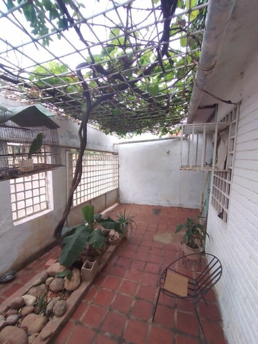 Imagen 8 de 14 de Casa En Las Eugenias Barata.04122108230 Codig#22-16276