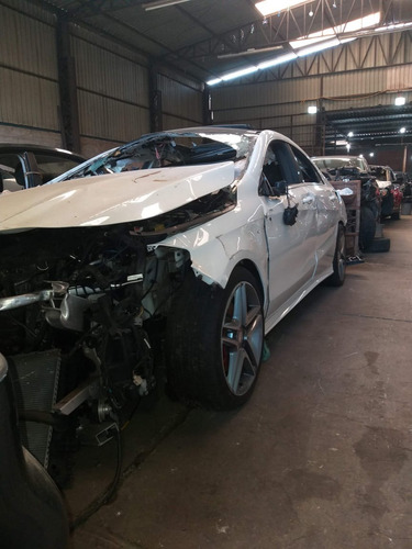 Imagem 2 de 4 de Mercedes Cla 250