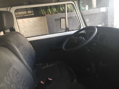 Volkswagen Kombi 1999 1.6 Std 3p Gasolina