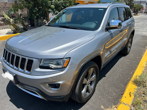 Jeep Grand Cherokee 3.6 Limited Lujo V6 4x2 At