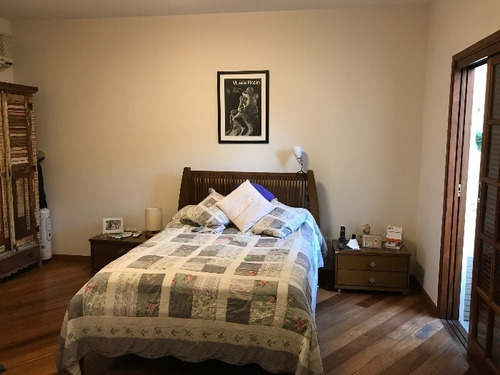 Casa De Condomínio À Venda Na Rua Caetanópolis, Jaguaré, São Paulo - Sp - Liv-9135
