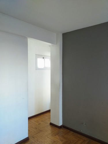 Venta De 2 Ambientes En Coghlan Excelente Zona