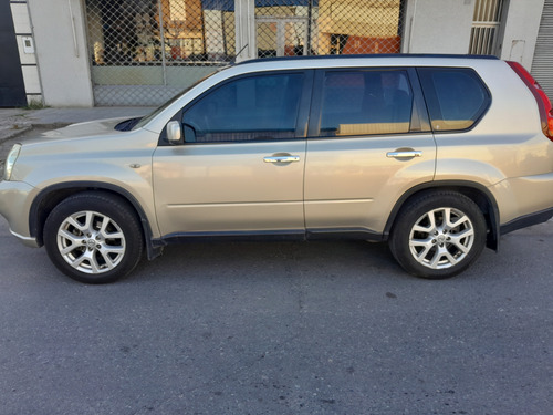 Nissan X-Trail 2.5 Visia 6mt