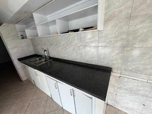 Local Comercial En Venta, Cc Maracay Plaza, Maracay.