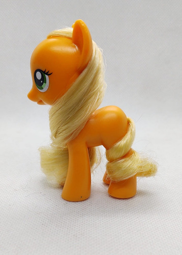 Figura De Applejack Cutie Mark Magik De My Little Pony (Usado)