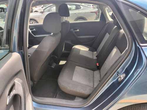 Volkswagen Vento 1.6 Confortline At