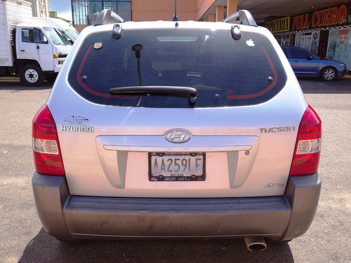 Imagen 5 de 17 de Hyundai Tucson 4x4