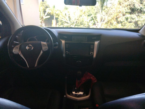 Nissan Frontier 2.3 Xe Cab. Dupla 4x4 Aut. 4p