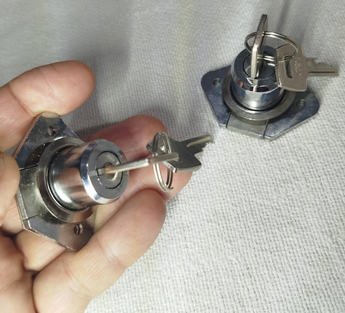 Cerradura Para Gavetas Cisa, El Par En 8v