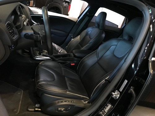 Volvo V40 R- Design T5 2.0 16v Turbo Gasolina 245cv At8 2018