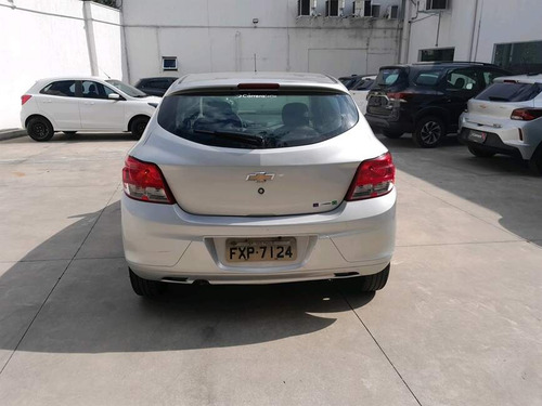 Chevrolet Onix 1.0 MPFI LT 8V FLEX 4P MANUAL