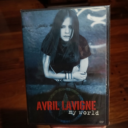 Avril Lavigne My World Edición Usa Estándar (Usado)
