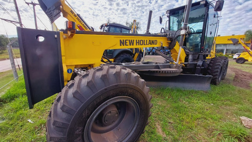 Motoniveladora New Holland 0km