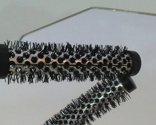 Cepillo Térmico Metálico Secar Cabello Professional Antifriz