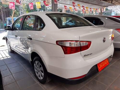 Fiat Grand Siena 2018 1.4 Attractive Flex 4p