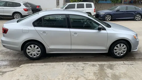 Volkswagen Jetta 2.5 Sportline At