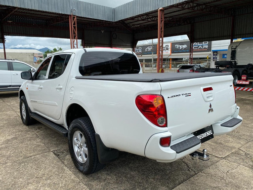 Mitsubishi L200 Triton 3.2 Gl 4x4 Diesel Cd Ano 2018