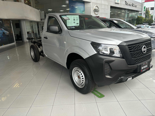 Nissan NP300 2.5 Chasis Cabina Mt Ac
