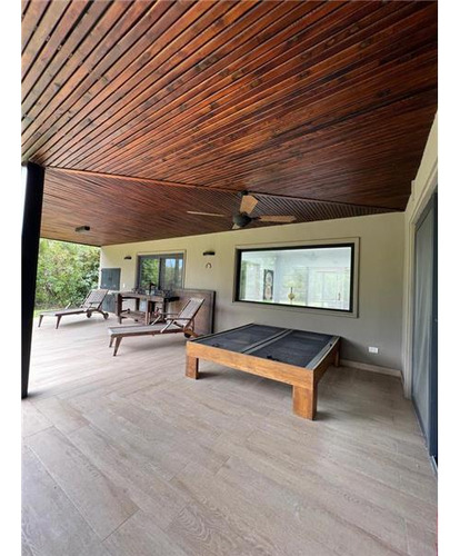 Ayres De Pilar Casa En Venta Al Parque Central