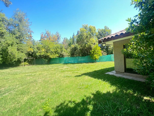 2 Casas C/ Entradas Independientes En Parcela De 5.000 Mts.2