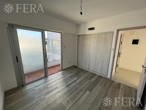 Imagen 6 de 25 de Venta De Departamento 2 Ambientes En Wilde