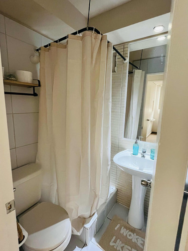 Acogedor Departamento Full Amoblado A Minutos De Metros