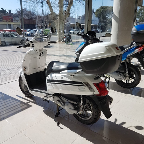 Imagen 8 de 15 de Scooter Kymco Like 125 0km 2023 Marrocchi Rosario