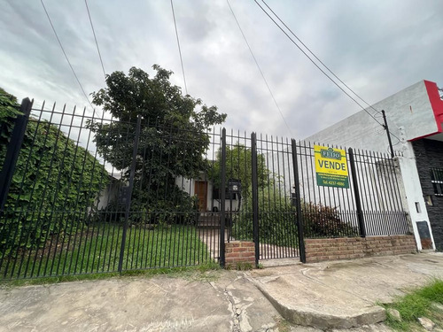 Casa En Venta En Bernal