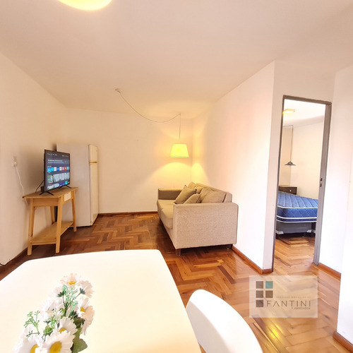 Alquiler Amoblado. 1 Dorm. Cocina Sep. Patio Olmos. Marcelo T De Alvear 537