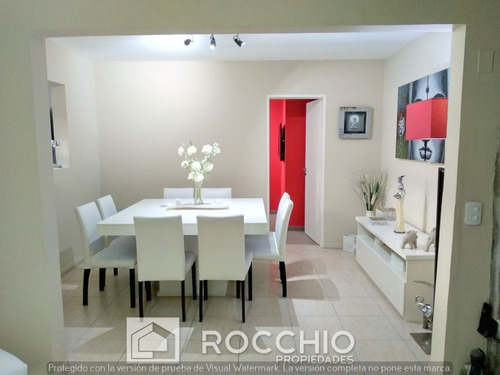 Imagen 2 de 17 de Casa En Venta En Jose Leon Suarez